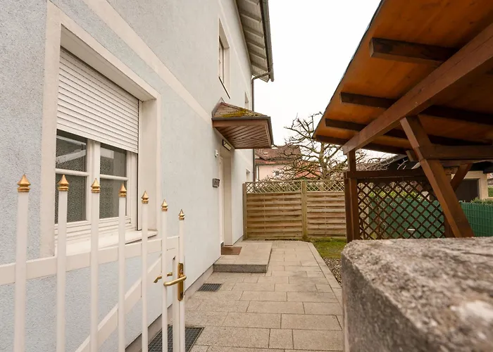 Holiday Apartments By Das Gruene Hotel Zur Post - 100 % Bio & Villa Ceconi