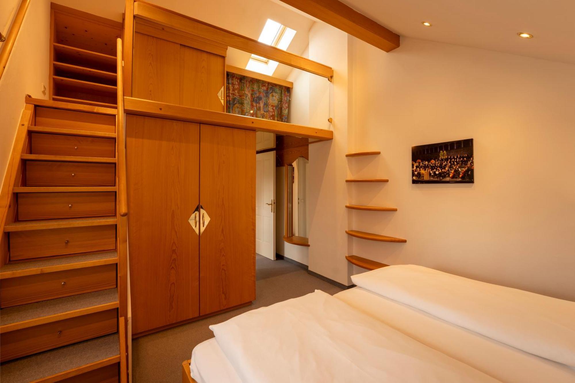 By Gruene Zur Post - 100 % Bio & Ceconi Apartment *