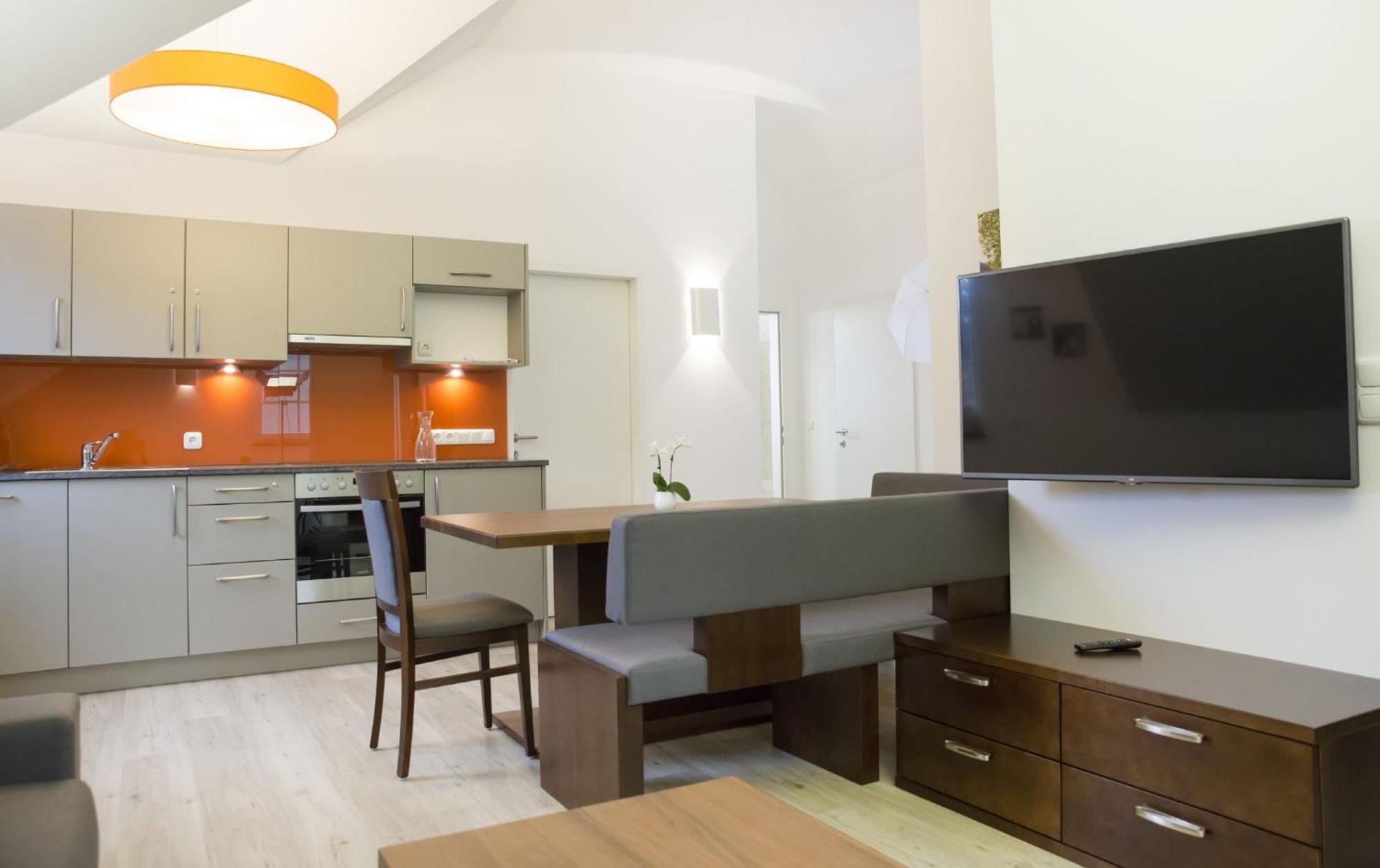 Apartment By Gruene Zur Post - 100 % Bio & Ceconi
