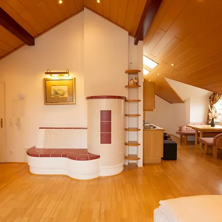 Holiday Apartments By Das Gruene Hotel Zur Post - 100 % Bio & Villa Ceconi Salzburg Exterior photo