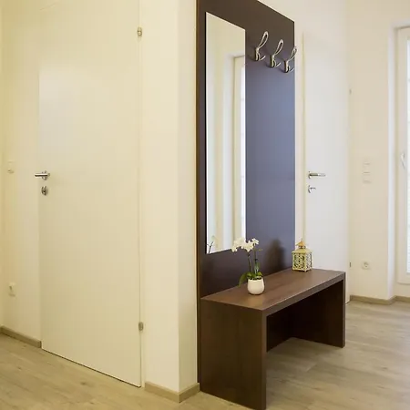 Holiday Apartments By Das Gruene Hotel Zur Post - 100 % Bio & Villa Ceconi Salzburg Exterior photo