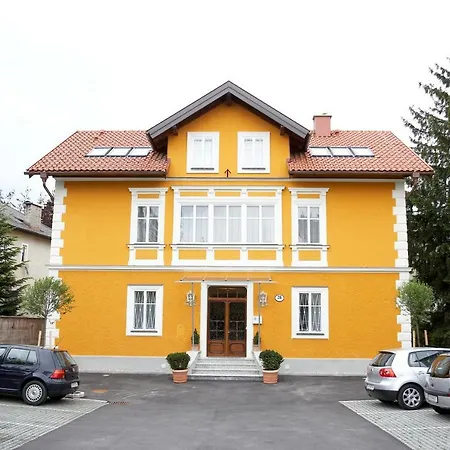 Holiday Apartments By Das Gruene Hotel Zur Post - 100 % Bio & Villa Ceconi Salzburg Exterior photo