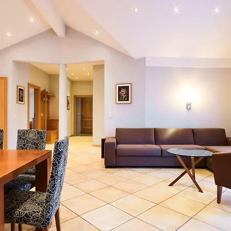 Holiday Apartments By Das Gruene Hotel Zur Post - 100 % Bio & Villa Ceconi Salzburg Exterior photo