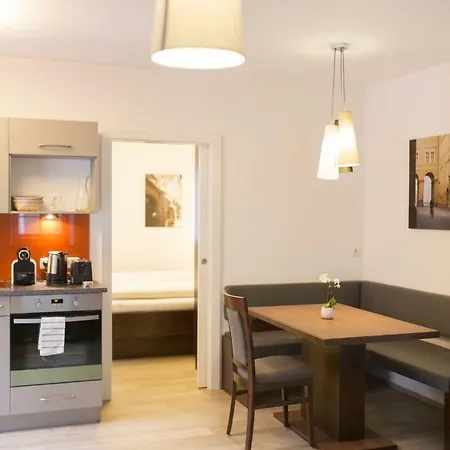 Holiday Apartments By Das Gruene Hotel Zur Post - 100 % Bio & Villa Ceconi Salzburg Exterior photo