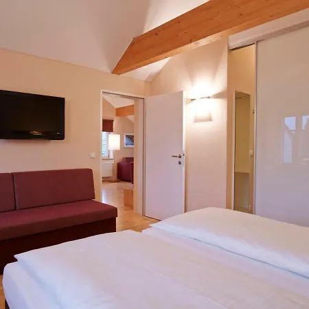 Holiday Apartments By Das Gruene Hotel Zur Post - 100 % Bio & Villa Ceconi Salzburg Exterior photo