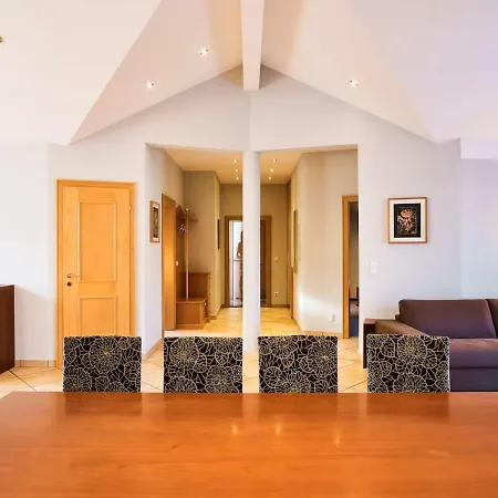 Holiday Apartments By Das Gruene Hotel Zur Post - 100 % Bio & Villa Ceconi Salzburg Exterior photo