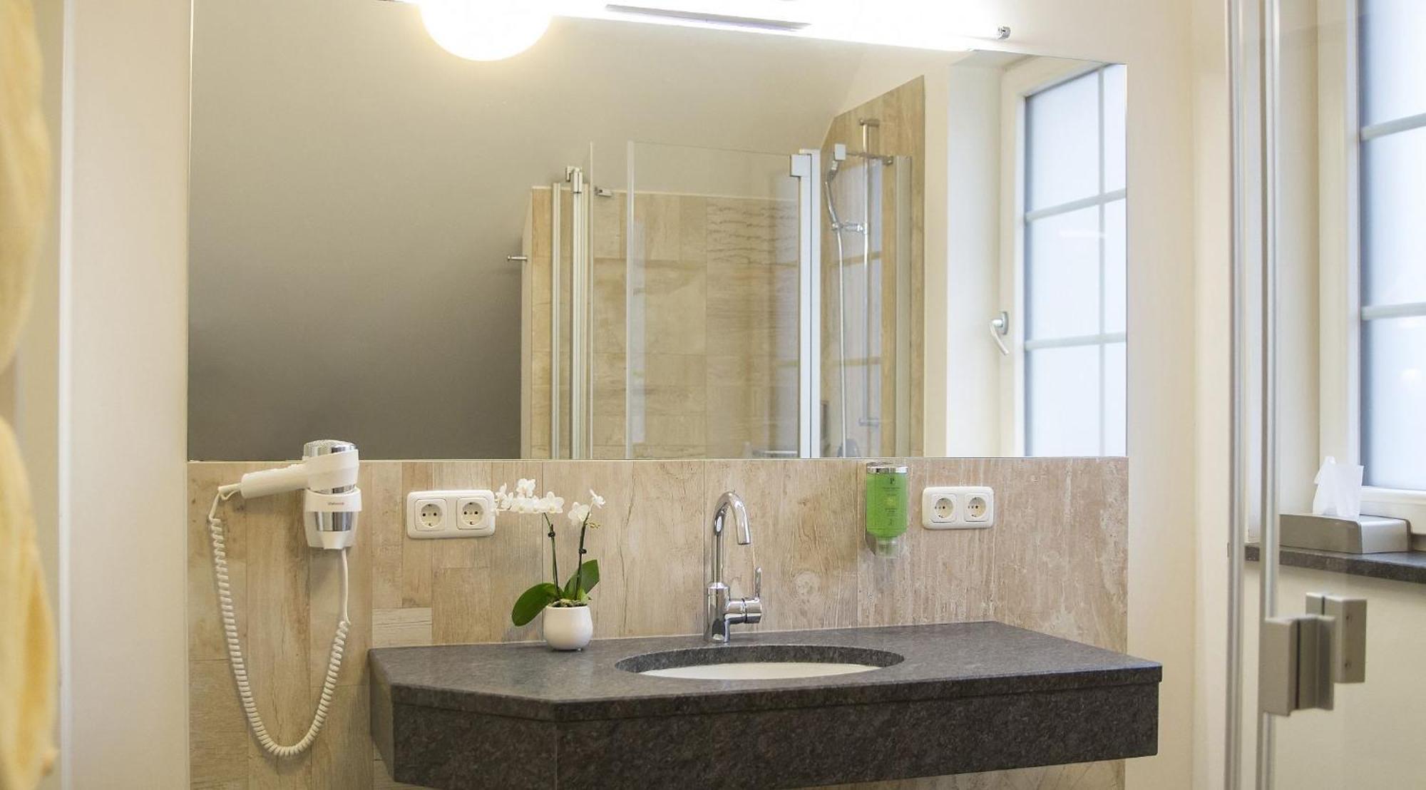 Apartmán By Gruene Zur Post - 100 % Bio & Ceconi Solnohrad